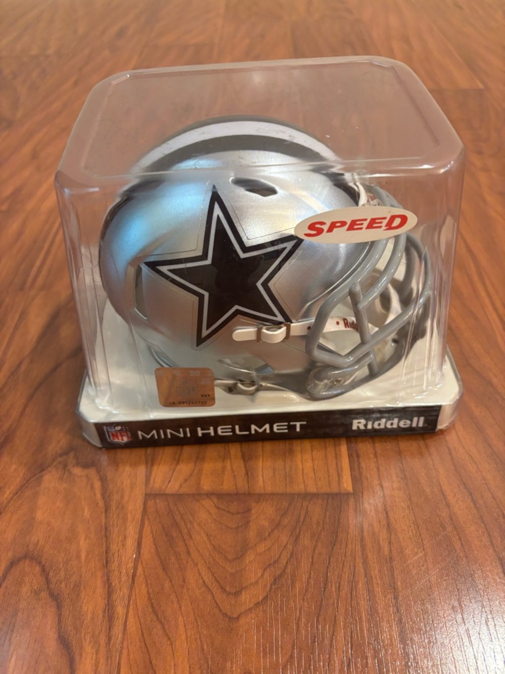 NIB Dallas Cowboys Riddell Silver Mini Helmet 2013